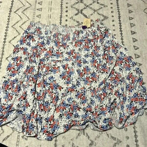 St John’s Bay Layered Floral Skirt Flowing Knee Length on Most Size 2X NWT